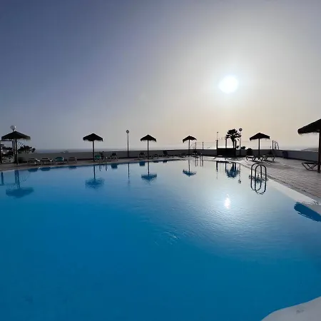 Vila New Deluxe Sunny