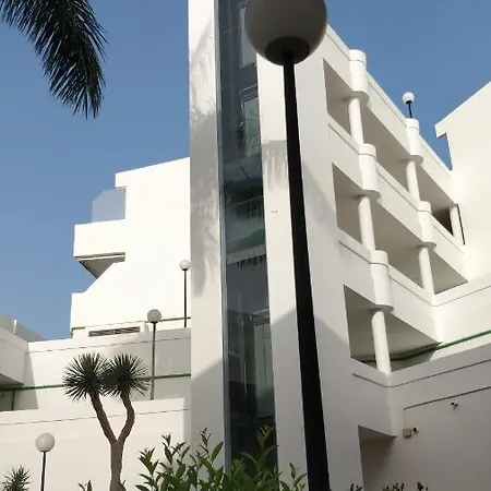 New Deluxe Sunny Вілла *